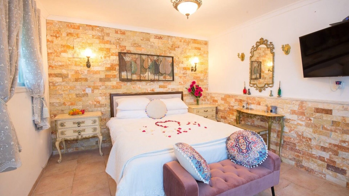 Bat Shlomo House | Farmers Rest VIP