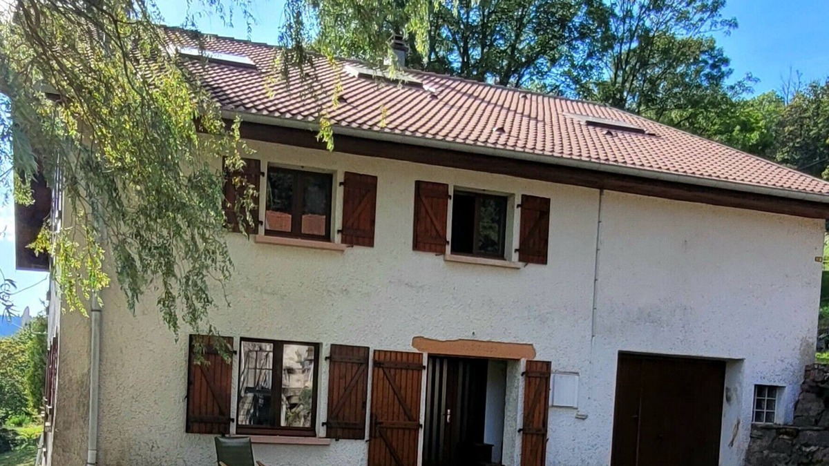 Saulxures-sur-Moselotte Other | Farmhouse in a green mountain setting. Pets welcome!