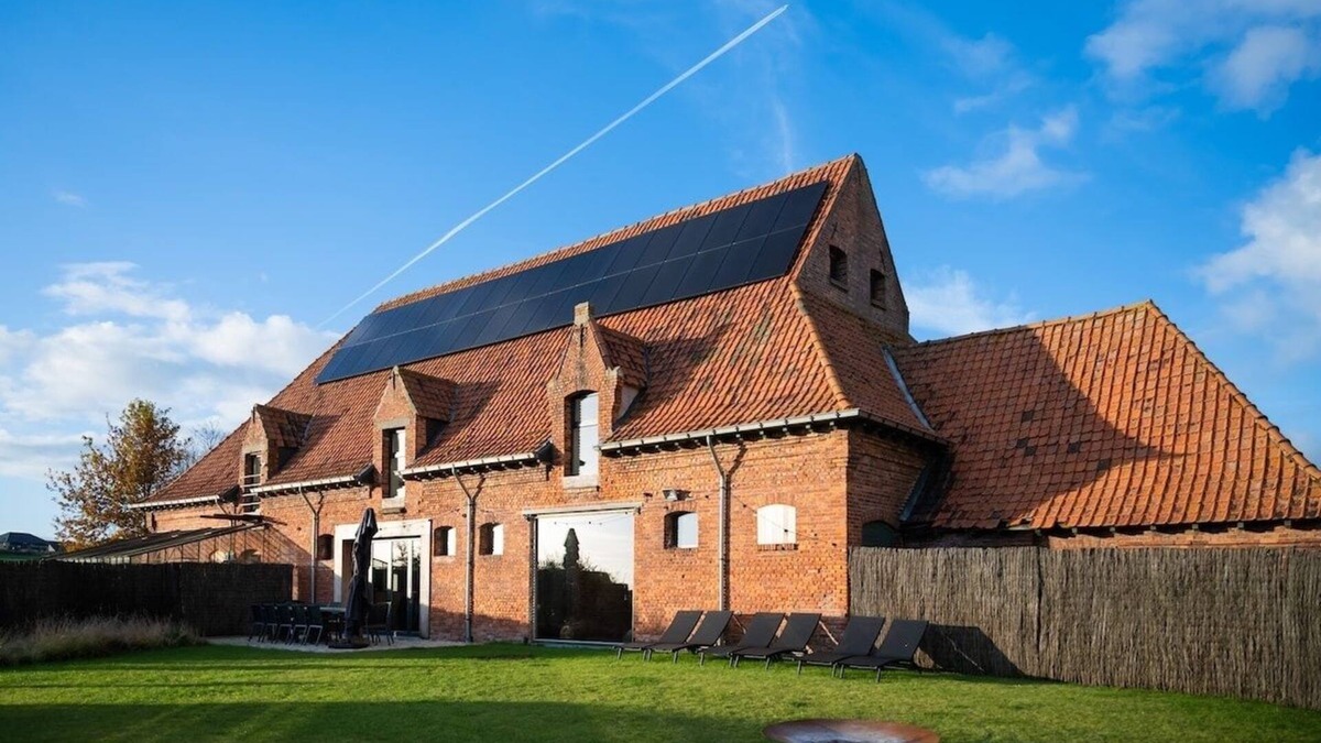 Moorslede House | Farmhouse 1919 with swimming pool & jacuzzi