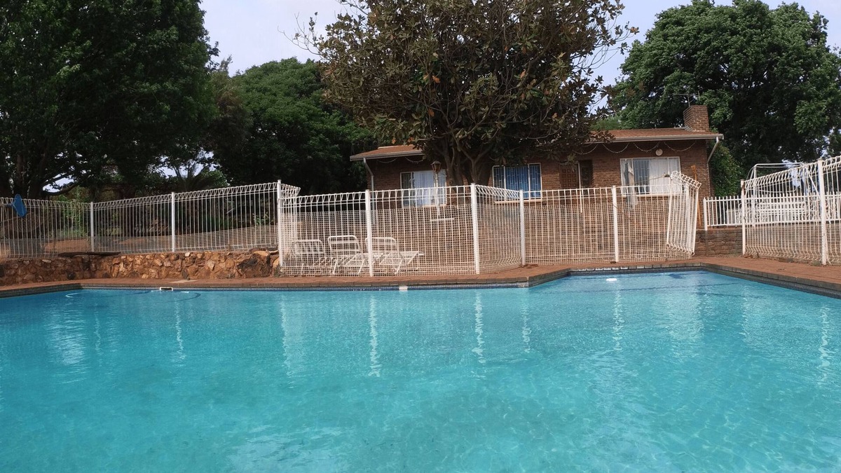 Mogale City Other | Farmhouse - 5 minutes to the Cradle of Humankind