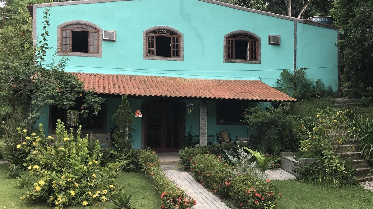 Guapimirim House | Farmhouse and forest
