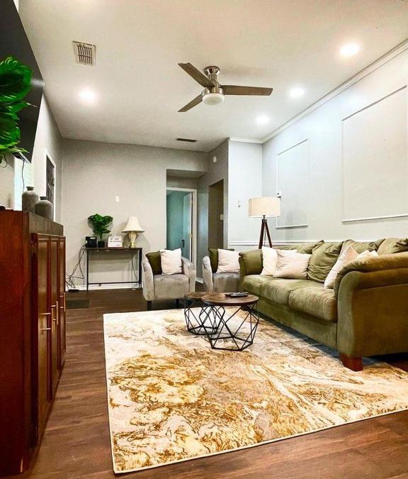 Grapeland House | Farmhouse Bungalow