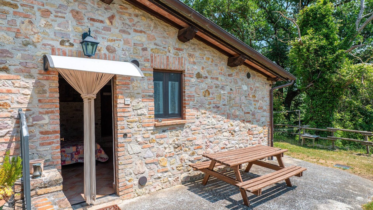 Giano dell'Umbria Other | Farmhouse 'Casale Storico Fogliani- Margherita' with Mountain View, Shared Pool and Wi-Fi