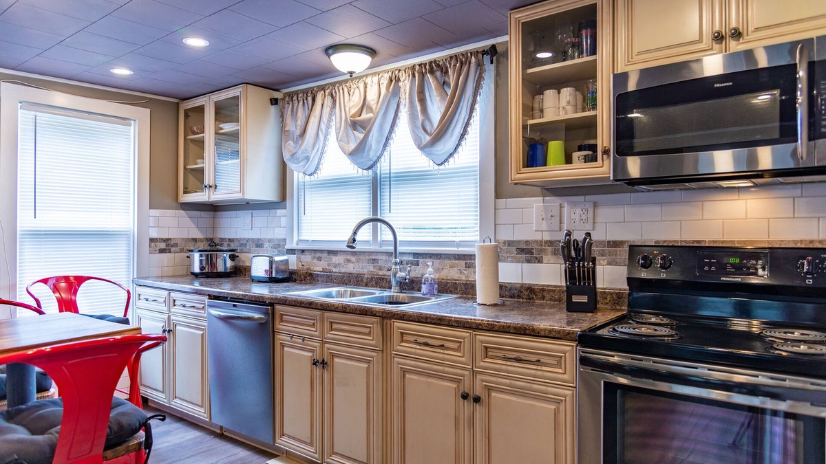 Godfrey Other | Farmhouse Cottage, Alton Illinois, come enjoy "Historical Culture"