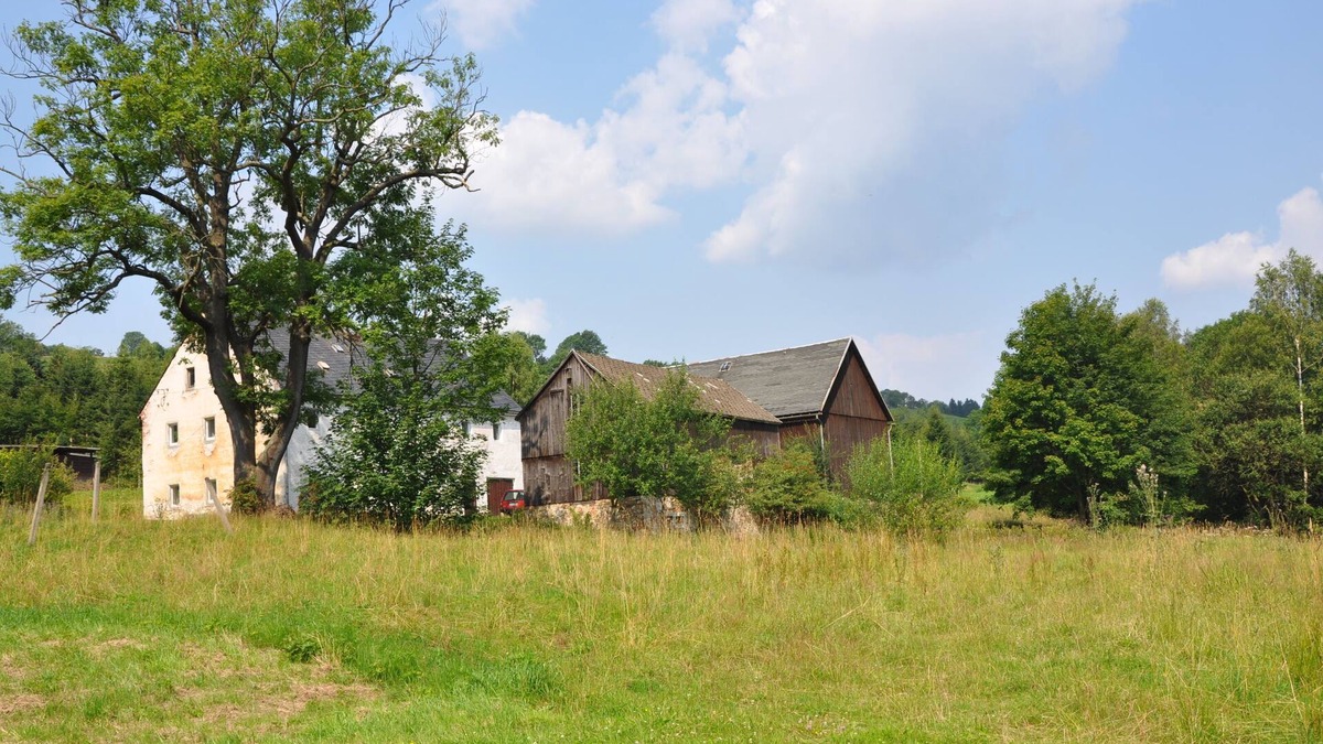 Seyde House | Farmhouse for up to 12 people in a beautiful hillside location in the Osterzgebirge near Altenberg