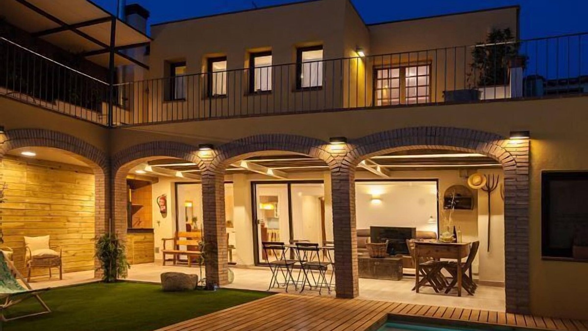 Sant Pau dʼOrdal Cottage | Farmhouse in a nice wine region 40 mins to Barcelona and 25 to Sitges beaches.