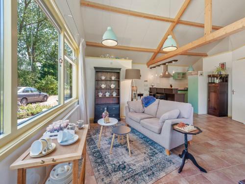Hoogzand House | Farmhouse in Eastermar near De Leijen River, cleaning included