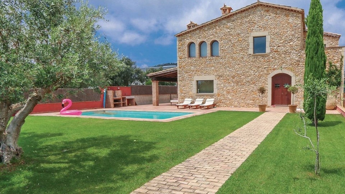 Vall-Llobrega House | FARMHOUSE IN THE HEART OF THE COSTA BRAVA