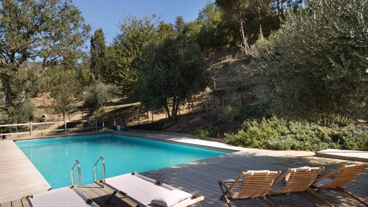 Montecastello House | Farmhouse in Tuscany with Pool & Near Pisa