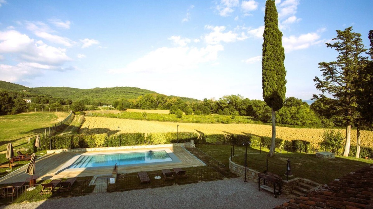Castiglion Fibocchi Apartment | Farmhouse San Pietro apartment Violetta