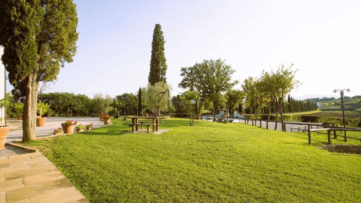 Castiglion Fibocchi Apartment | Farmhouse San Pietro apartment Cypress