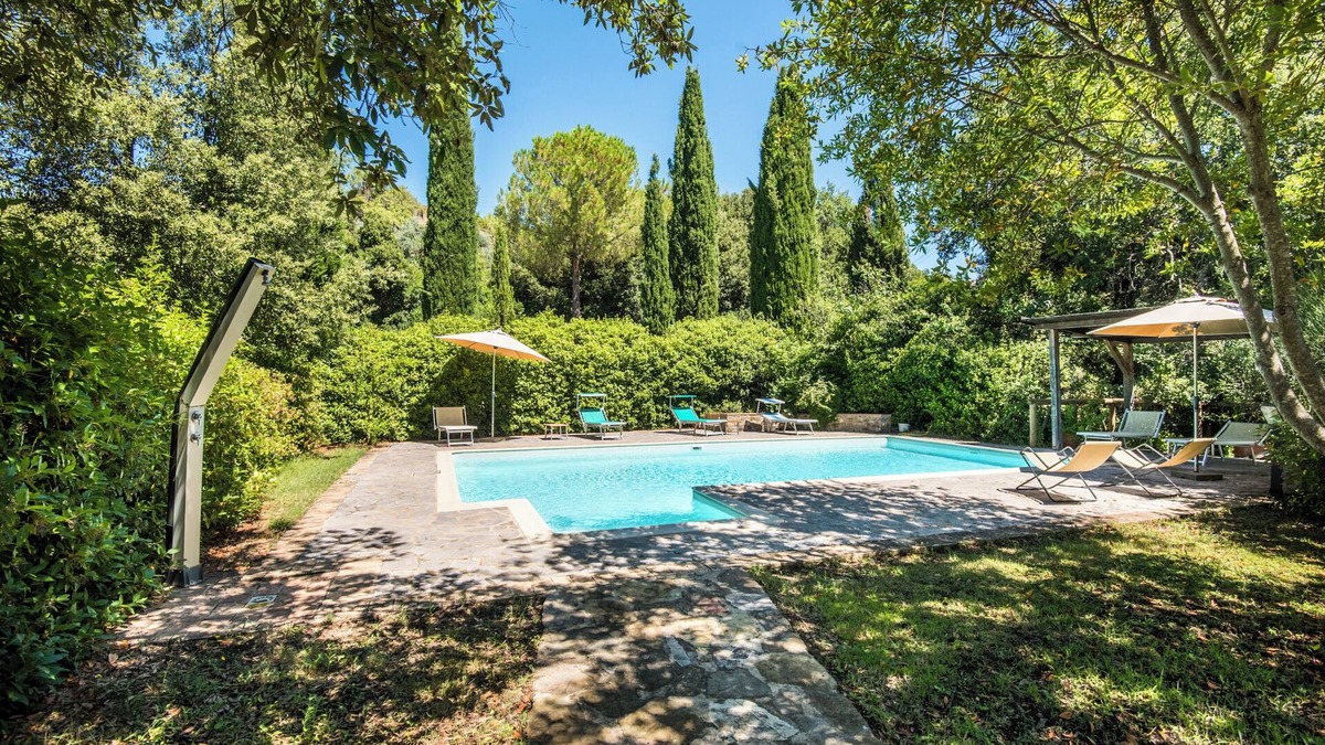 Montalcino Other | Farmhouse "Melograno Podere Giardino" with Shared Pool, Private Terrace & Wi-Fi