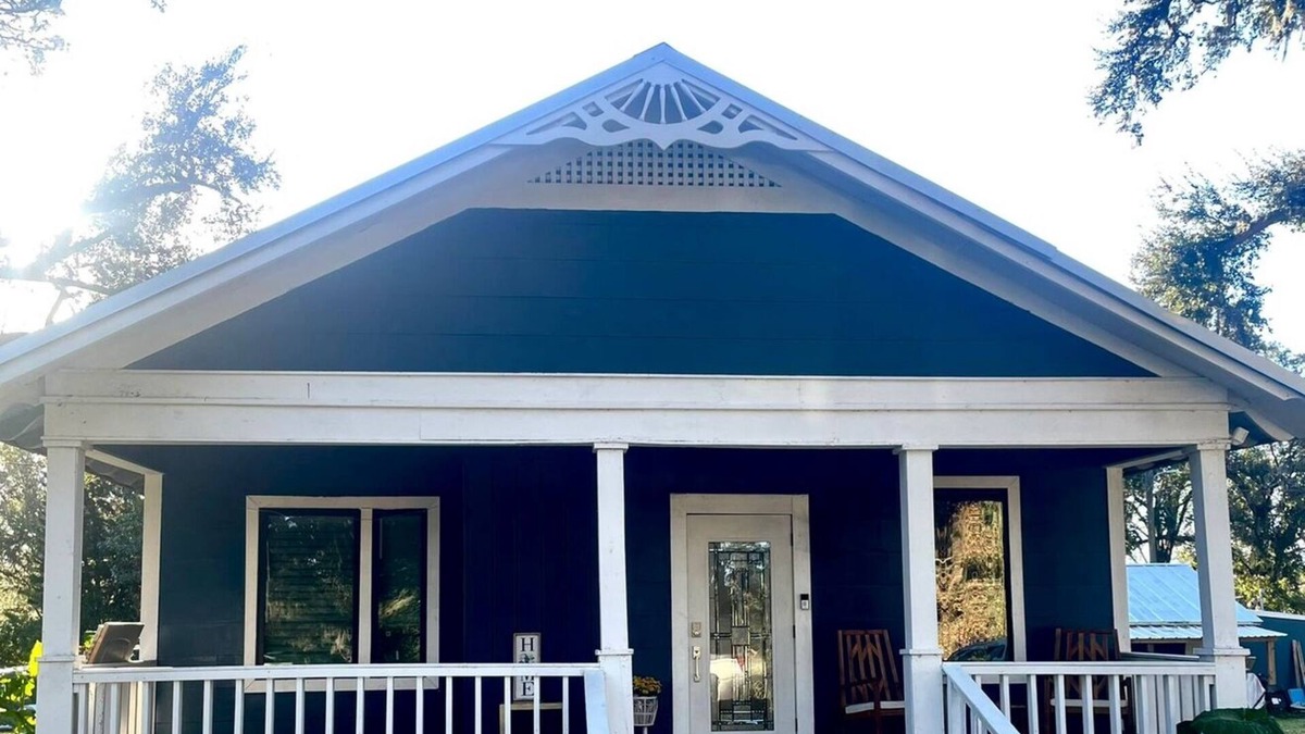 Plant City House | Farmhouse Oasis w/Pool, Heated Spa & Arcade off I-4