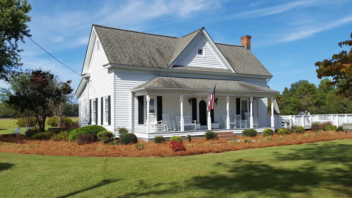 Lillington Other | Farmhouse on 62 acres - Beautiful Views - Near Campbell Univ. and Ft. Bragg