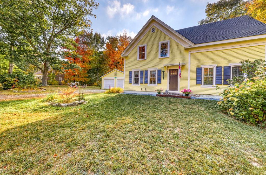 Penobscot House | Farmhouse on the Cove