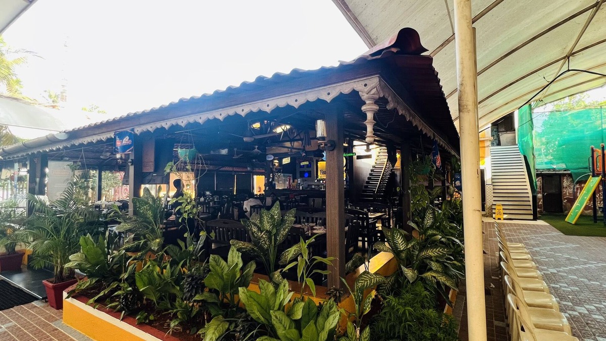 Vasai West Hotel | Farmhouse Residency