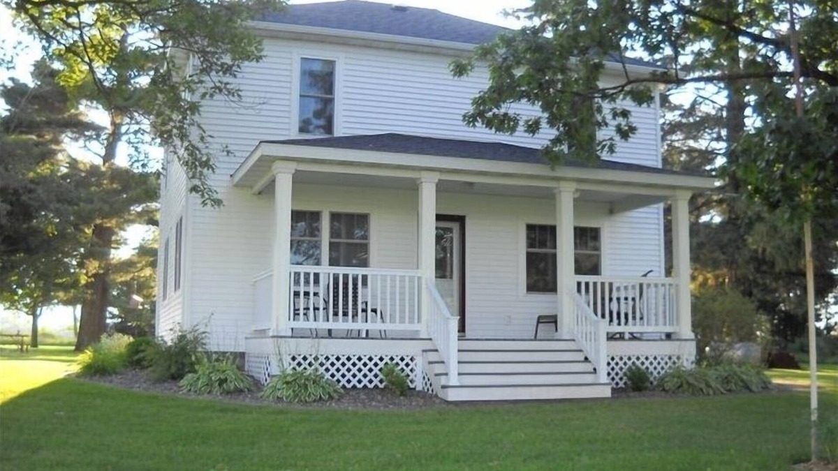 Cumberland House | Farmhouse Retreat
