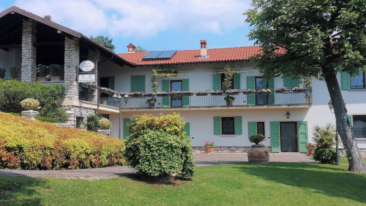 Albese con Cassano Villa | Farmhouse with private pool