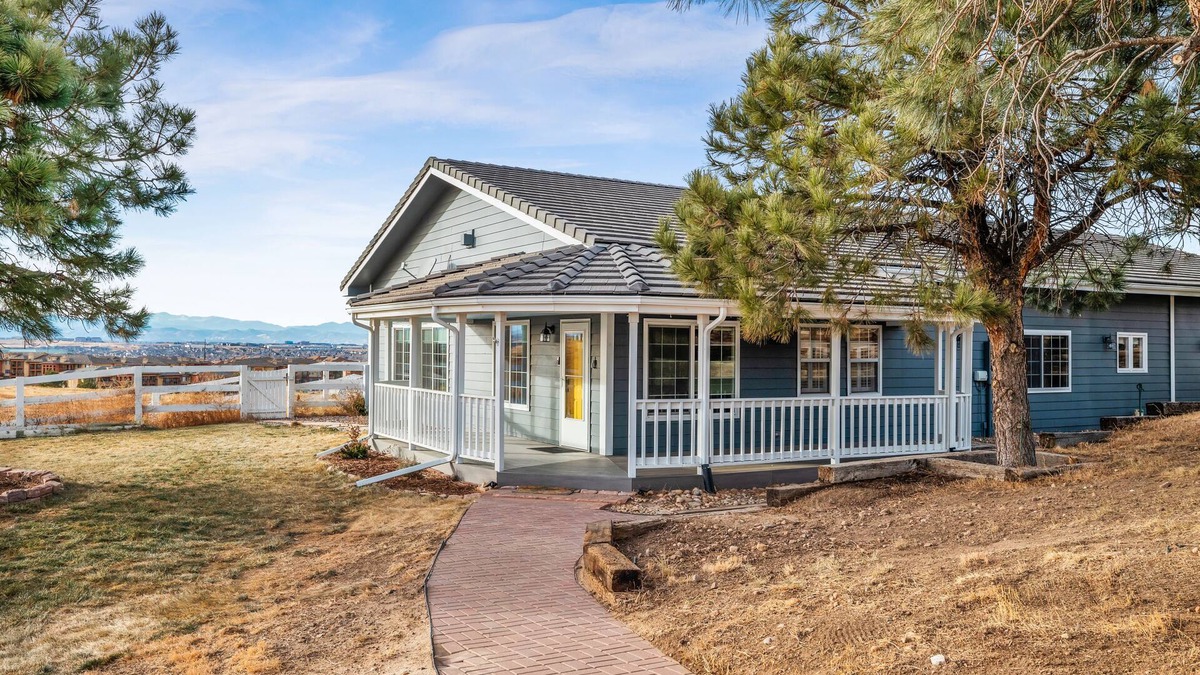 Parker Other | FARMHOUSE W/MOUNTAIN VIEWS!