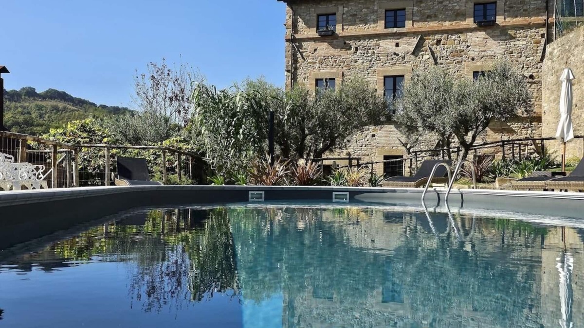 Castel d'Arno Villa | FARMHOUSE WITH PANORAMIC POOL IN PERUGIA/ASSISI IDEAL FOR GROUPS FOR 22 PLACES