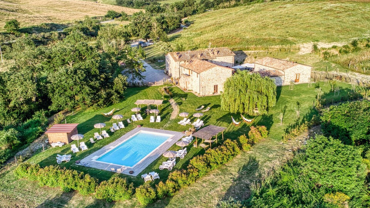 Radicofani Other | Farmhouse with pool - Apartment Ginestra