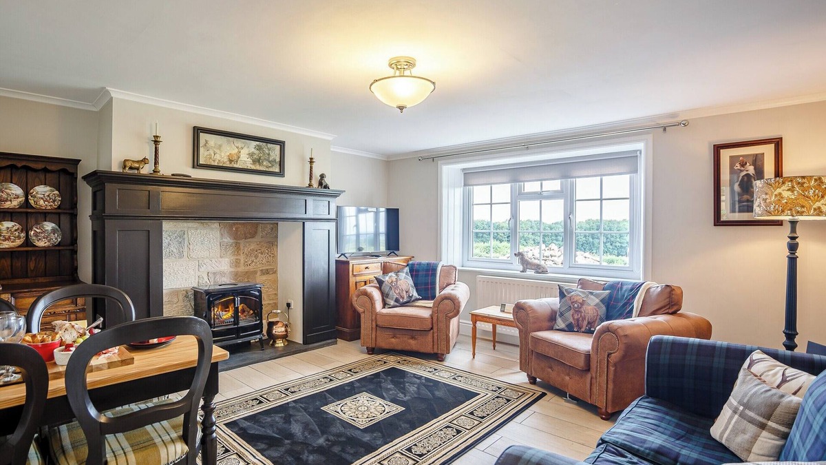 Old Bewick Cottage | Farmside Cottage-UK35018