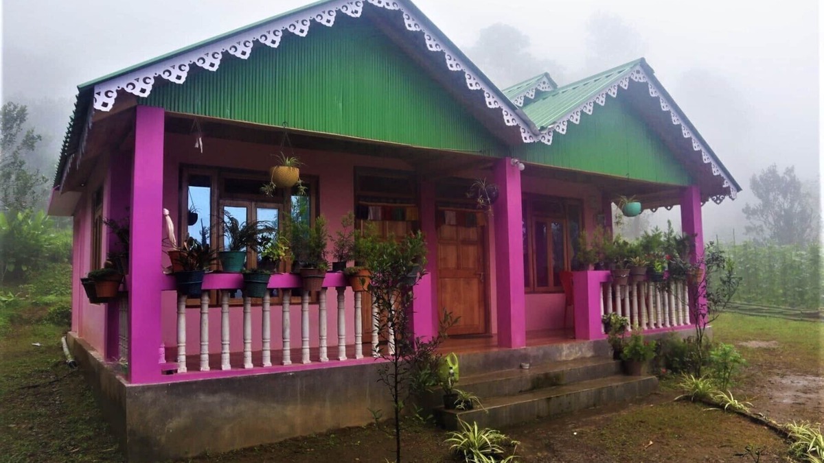 Turuk Cottage | Farmstay @ Chhota Mungwa, Darjeeling For Family, Friends & Furry Friends.