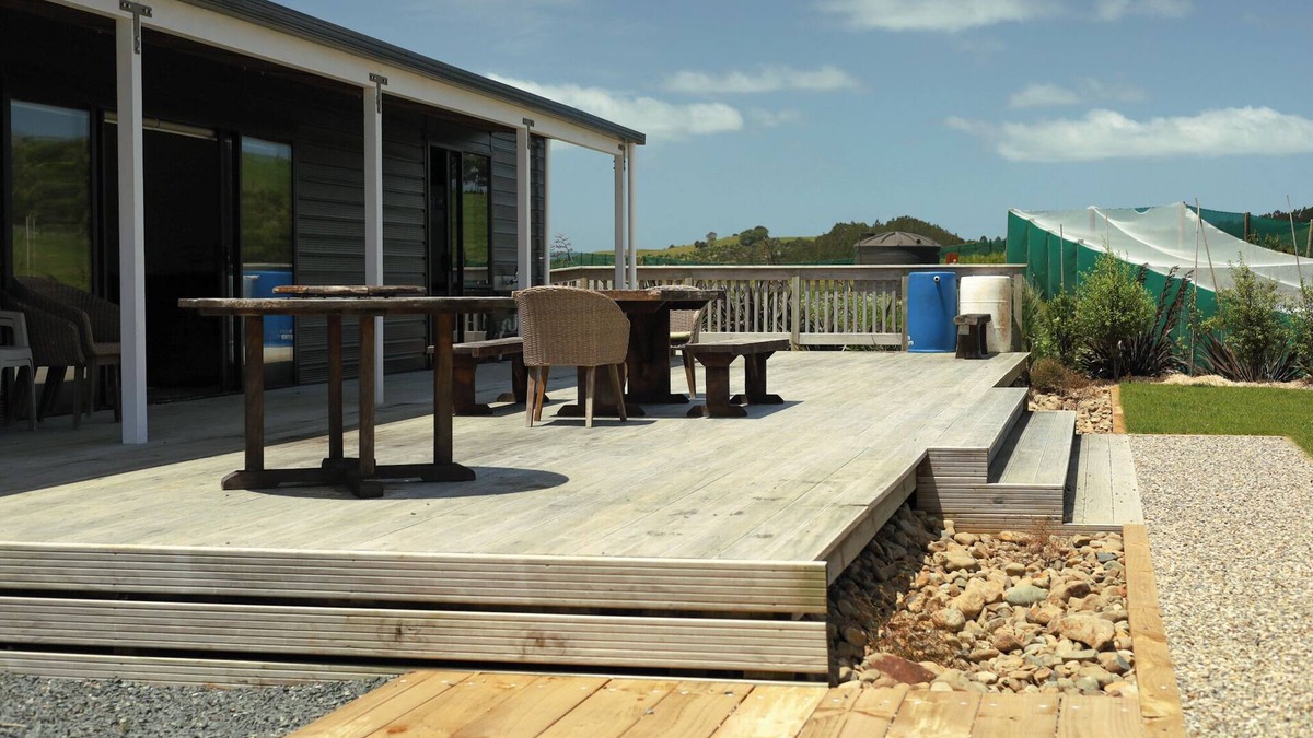 Mahurangi West Cabin | Farmstay getaway in a subtropical paradise - Cabin 2 of 2