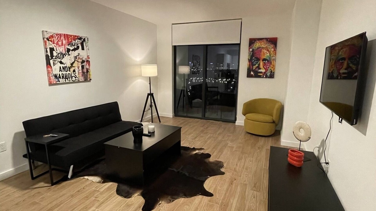Douglas Apartment | Fashionable one bedroom CORAL GABLES, FREE garage parking!
