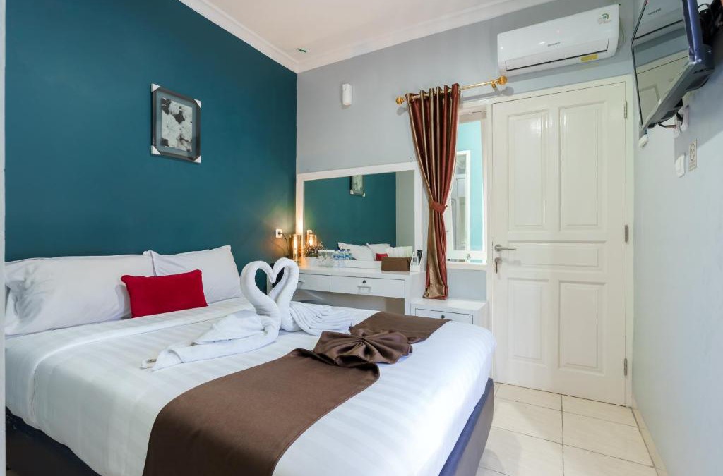 Bogor Timur Hotel | Fast Hous Syariah Bogor Mitra RedDoorz