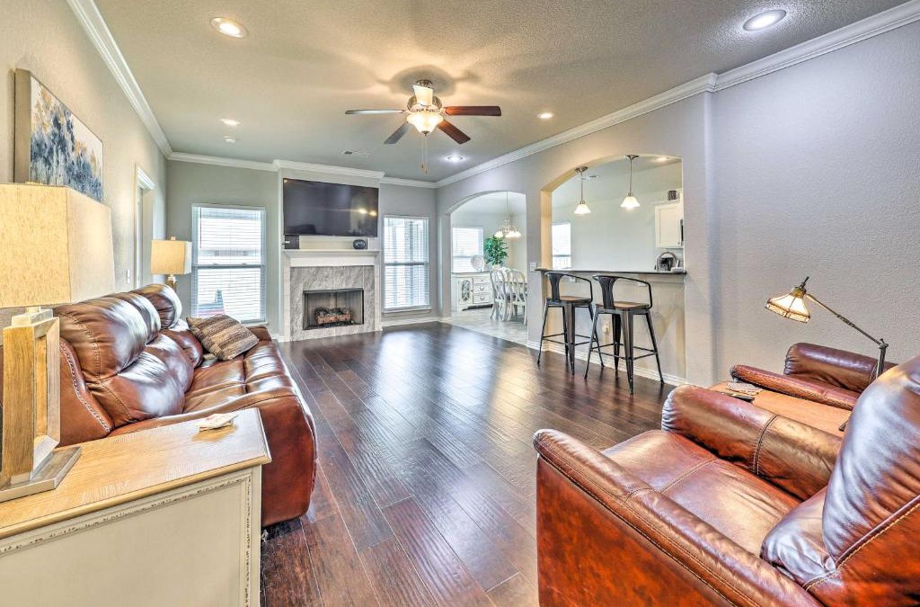 Fayetteville House | Fayetteville Home Near University and Biking Trails