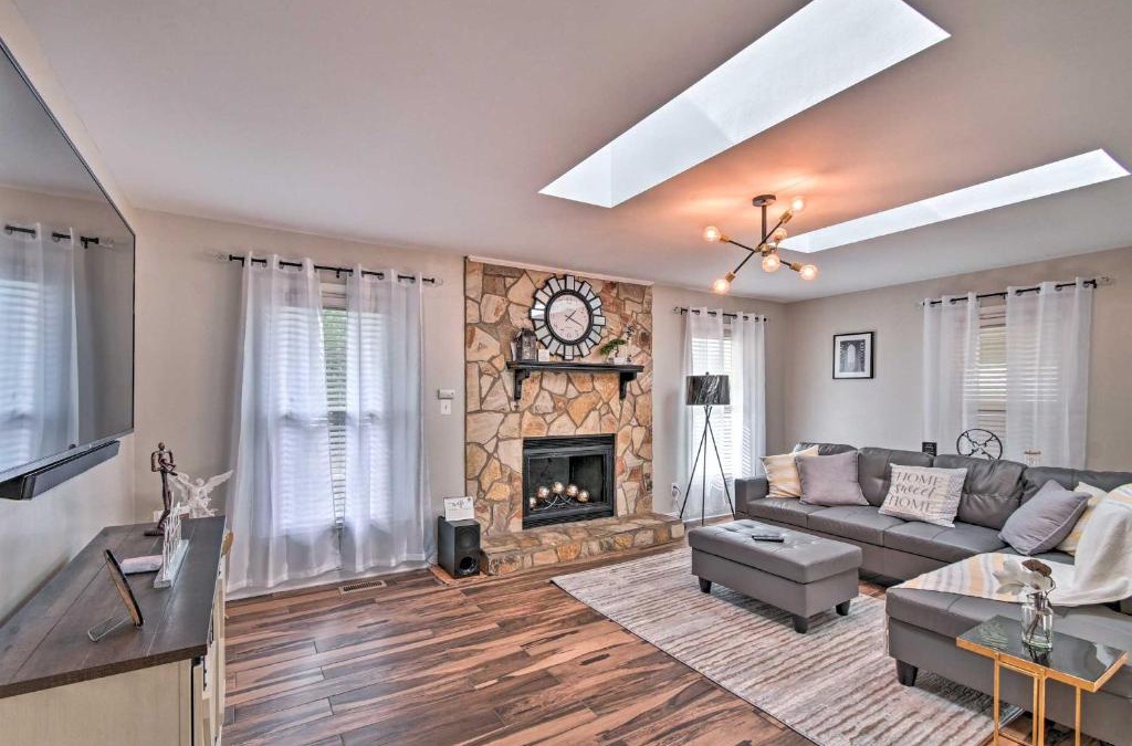 Fayetteville House | Fayetteville Vacation Rental with Sunroom and Yard!
