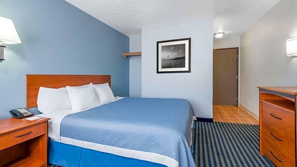 East Las Vegas Apartment | Featuring a year round indoor pool and a hot tub .
