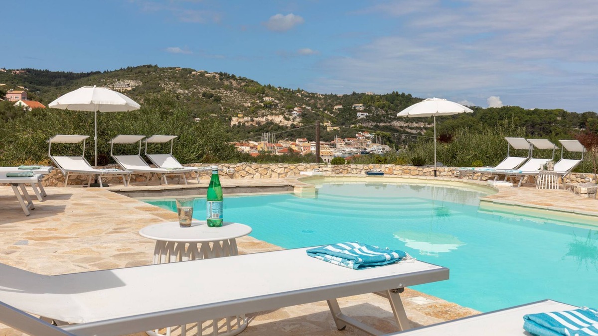 Gaios Cottage | Fede - Luxury One-Bedroom Cottage in Gaios Paxos - Danilia Luxury Cottages