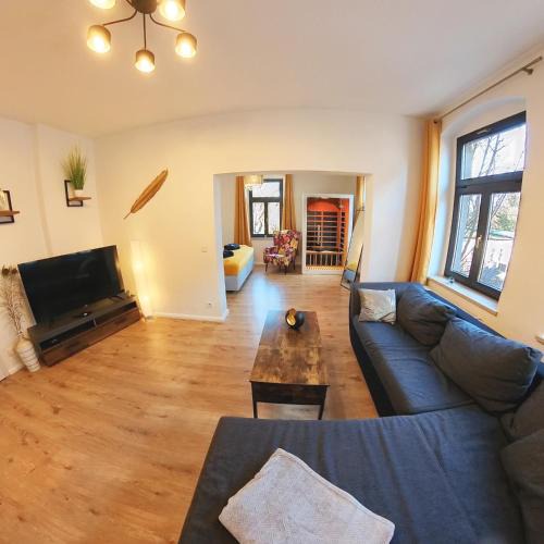 Loebtau Apartment | FederTraum mit Sauna, sehr gemütlich