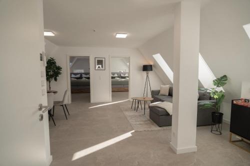 Blaubeuren Apartment | FEEL GOOD HOMES Ruhig-Klimaanlage-WLAN-Regendusche