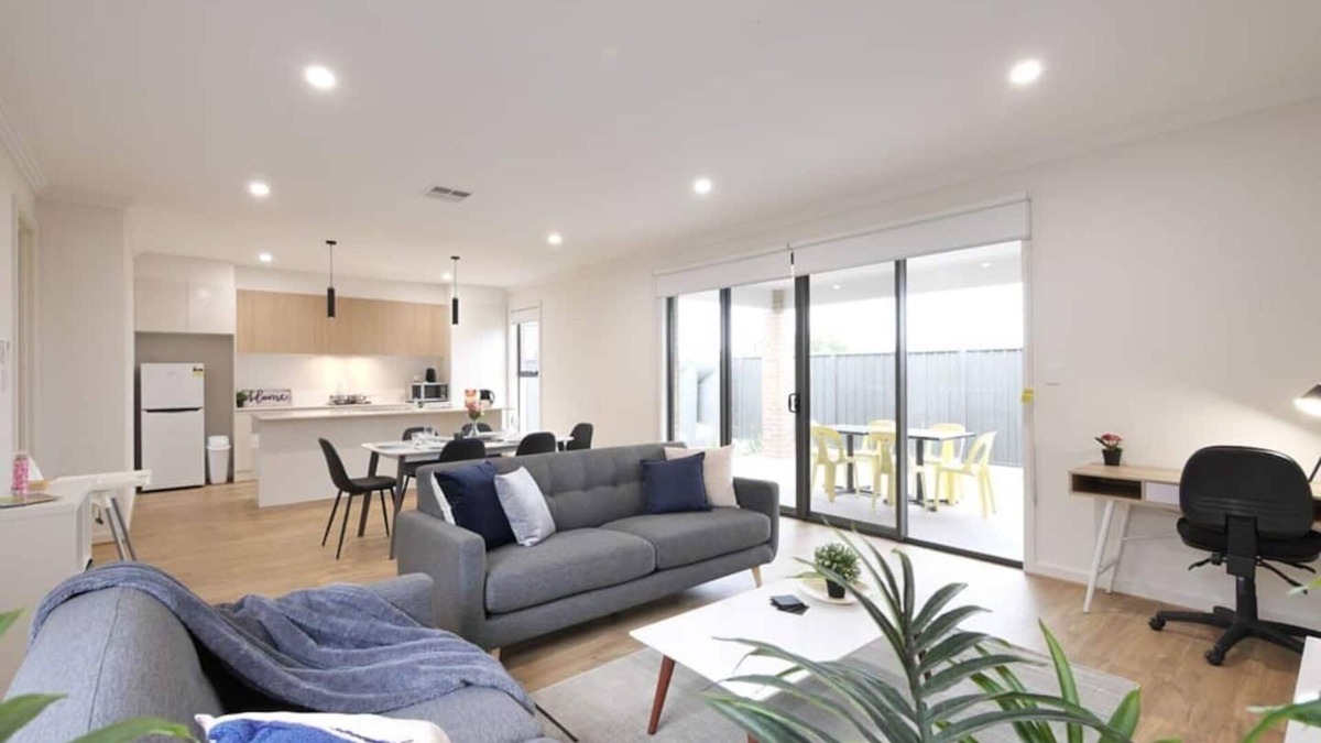 Woodville North House | FEEL HAPPY & AT HOME HERE. No stairs. Modern designer space. Ducted A/C. Double garage.