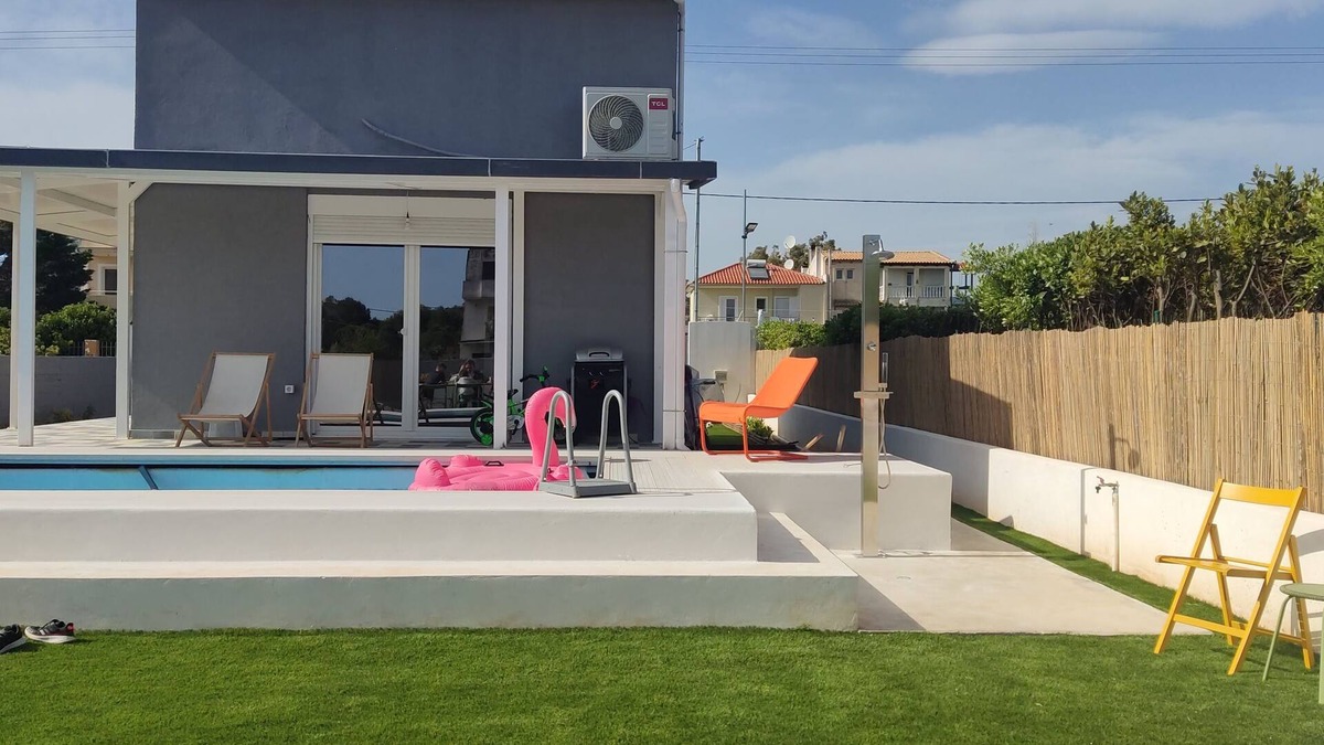 Schinias Villa | Feel like Home Villa