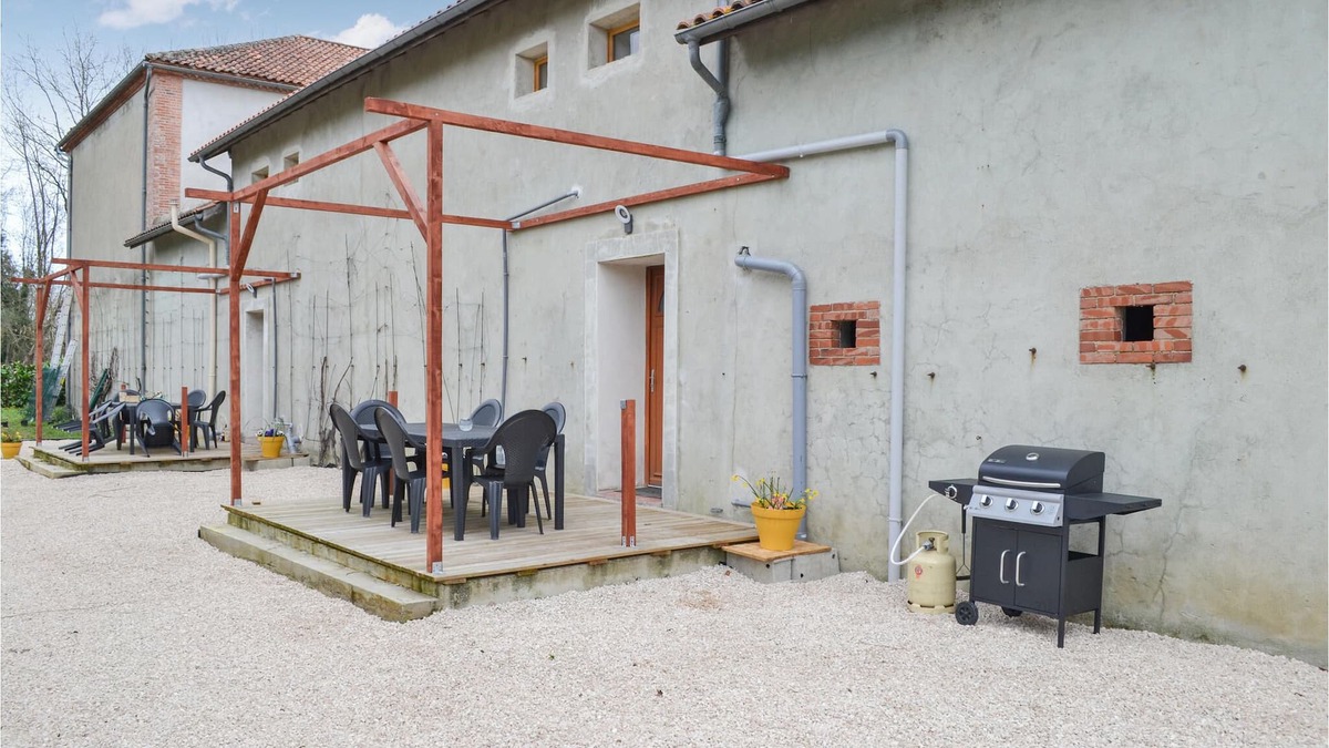 Ju-Belloc House | Feel welcome in this charming accommodation in the heart of Occitania.