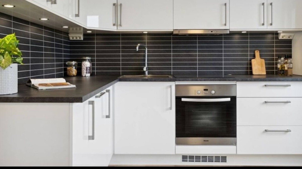 Tromsdalen Apartment | FeelHome 3 bedrooms near Arctic cathedral