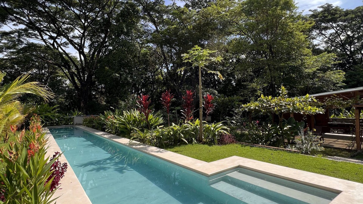 Cabuya Cabin | Feeling Trees Jungle Lodge-Casa Caracoles walking distance to the beach