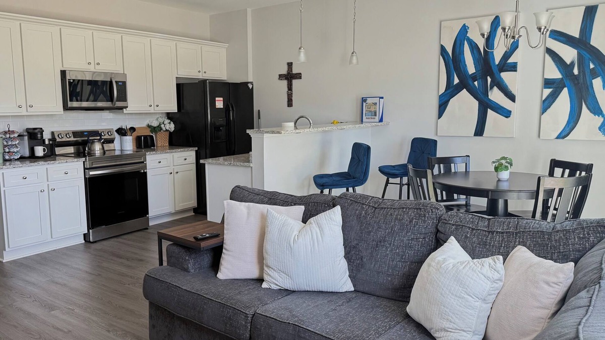 Huntcliff House | Feels Like Home! Columbia near Fort Jackson - Perfect for Families and Groups
