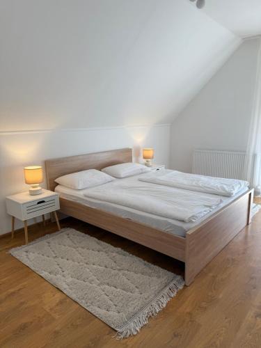 Egerszalok Apartment | Fehér Orchidea Apartman