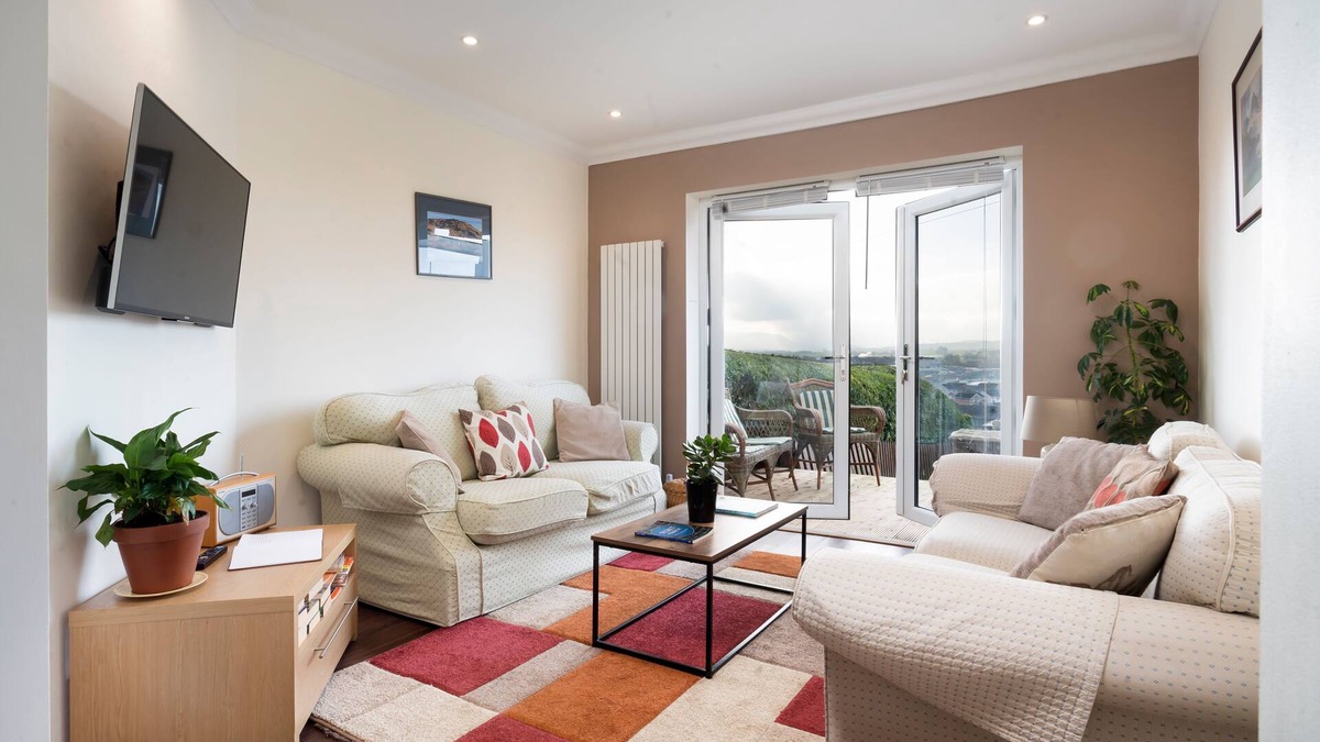 Penrith Cottage | Fell View - A stylish Cottage for 6. Spectacular views over Penrith, Dog friendly