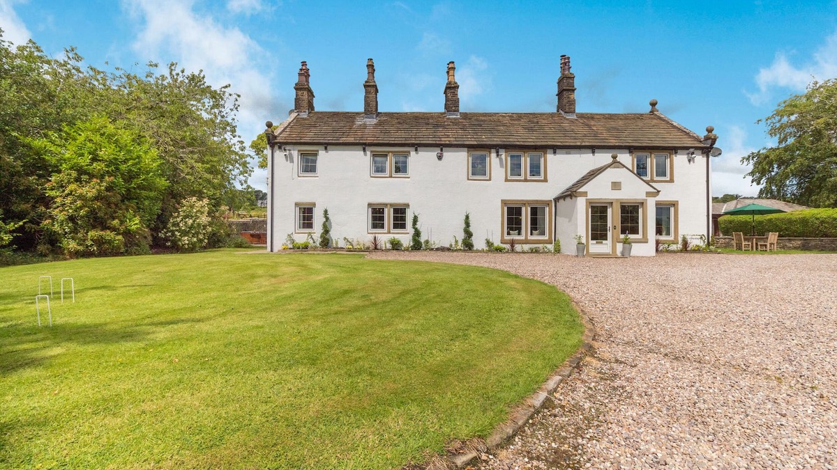 Fence Cottage | FENCE HOUSE, pet friendly, luxury holiday cottage in Fence