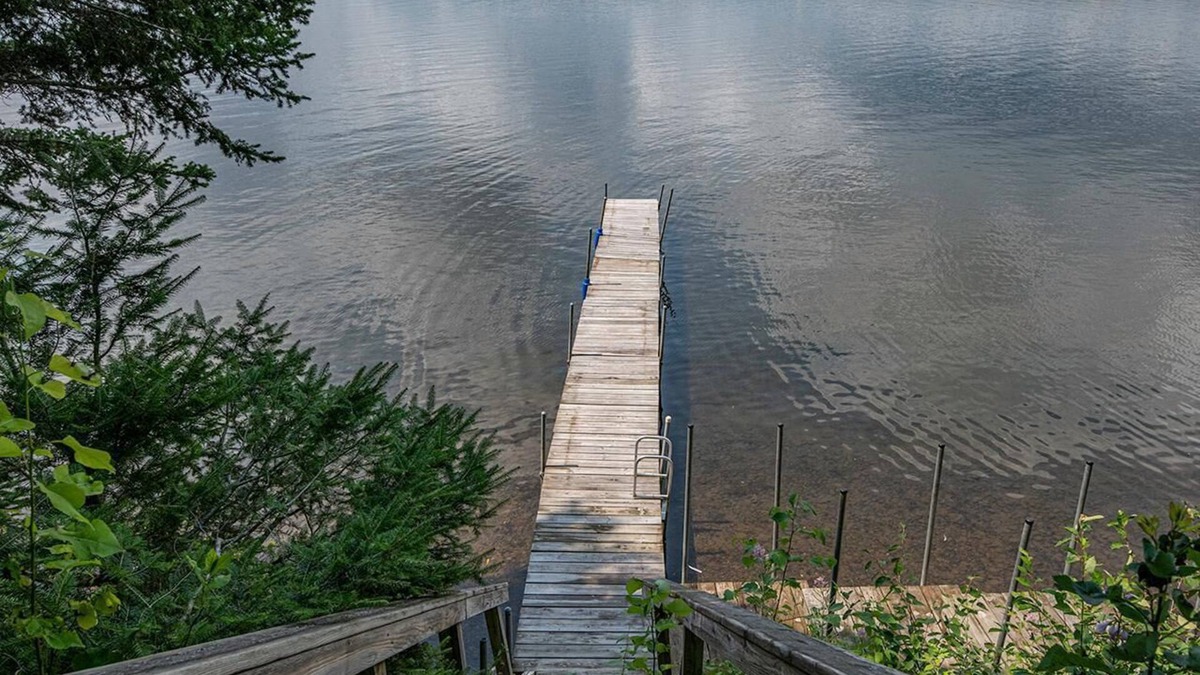 Lac du Flambeau Cabin | Fence Lake Retreat w/dock