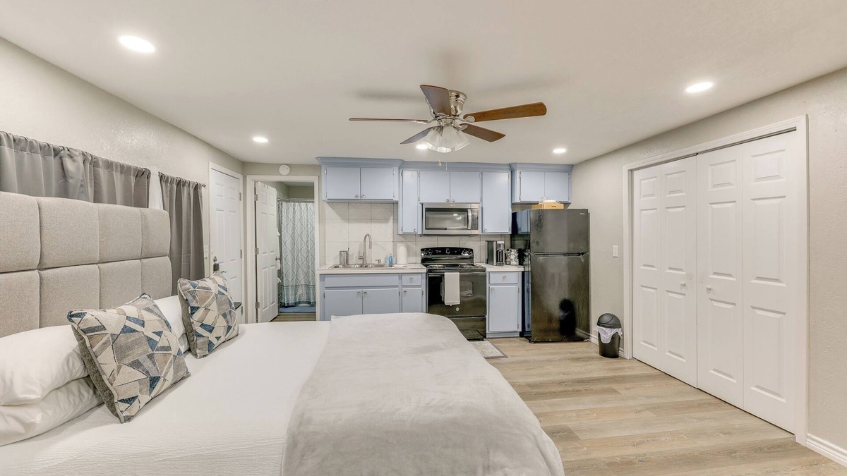 New Boston Apartment | Fenced Yard: Pet-friendly Studio in New Boston!