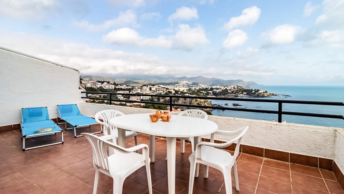 Llanca Apartment | Fener de Dalt 84.2 - Apartment with terrace