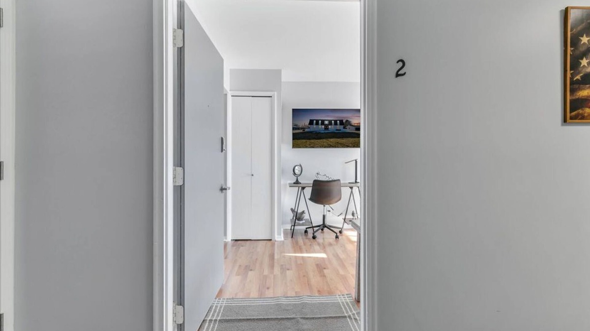 Lake Fenton Apartment | Fenton Flats- Suite 2 With On Site Hot Tub and Personal Garage
