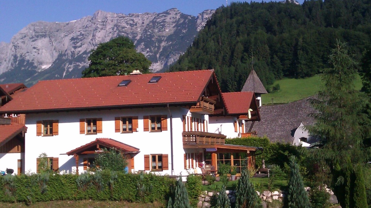 Ramsau Apartment | Ferienwohnung, 1-4 Personen, 58 qm,Dusche/WC,2 Balkone, TV, WLAN,1 Schlafzimmer/1 Wohnschlafzimmer,Dachgeschoss,Nichtraucher